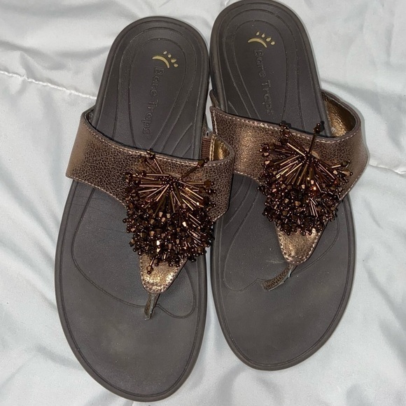 Bare Traps Size 7 Ginifer Beaded Flip Flop Sandals Brown Bronze - Picture 6 of 6